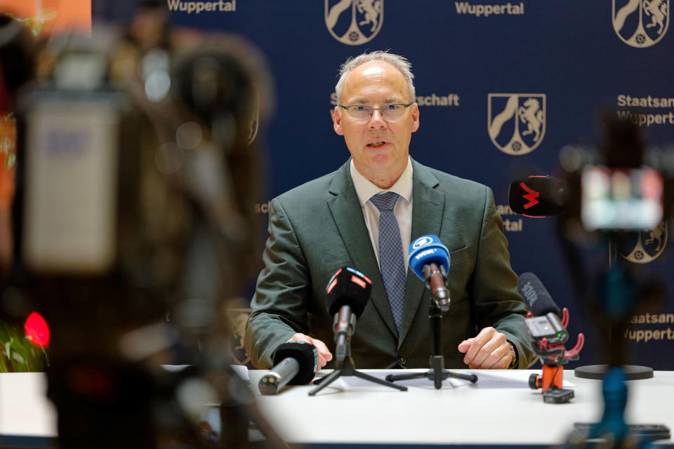 Oberstaatsanwalt Wolf-Tilman Baumert (Bild: Henning Kaiser/dpa)