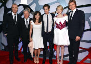 <p>Rhys Ifans, Martin Sheen, Sally Field, Andrew Garfield, Emma Stone, and Denis Leary gathered for a group shot before the premiere screening. (Photo: Alberto E. Rodriguez/Getty Images) </p>