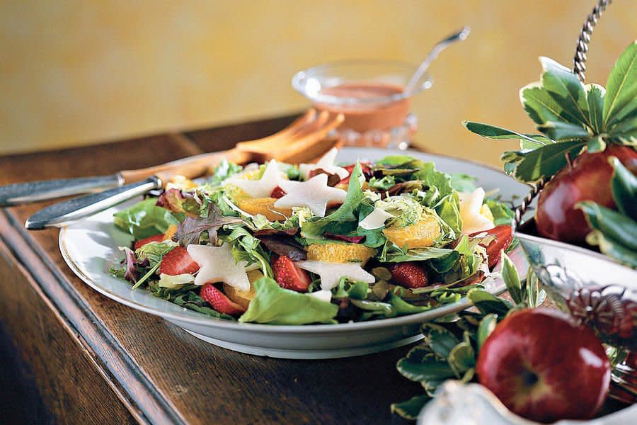 Cranberry-Strawberry-Jicama Salad