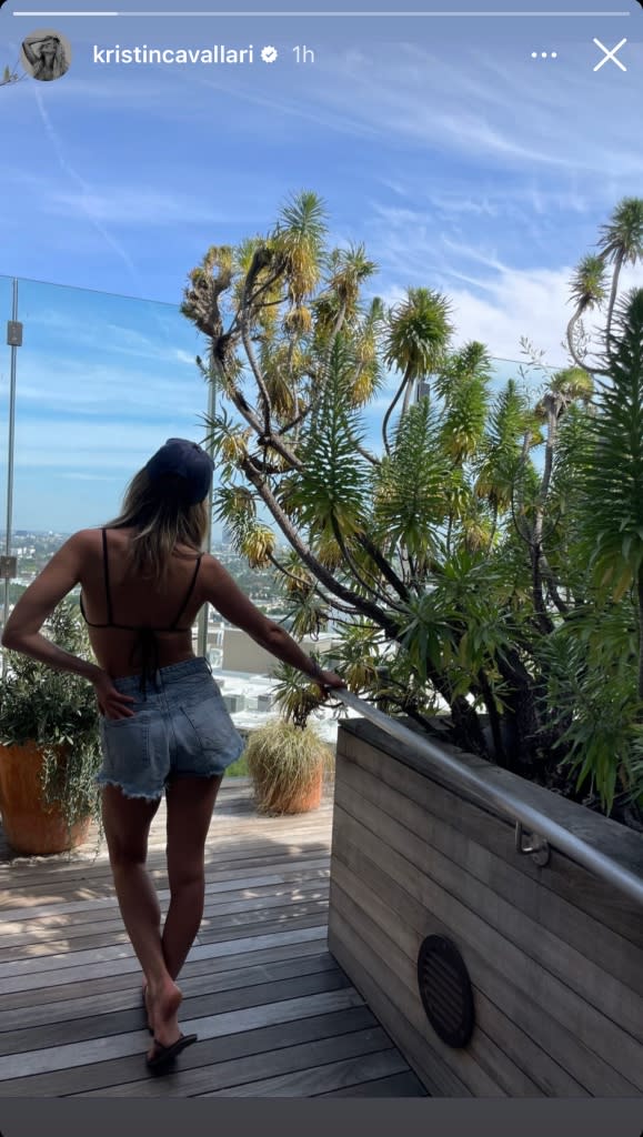 Kristin Cavallari Strolls In Denim Shorts And Thong Sandals On Earth Day