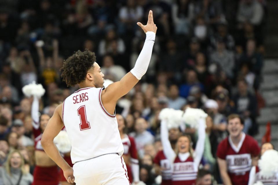 Alabama Crimson Tide guard Mark Sears (1) celebrates in the first half against the Grand Canyon Antelopes at Spokane Veterans Memorial Arena.