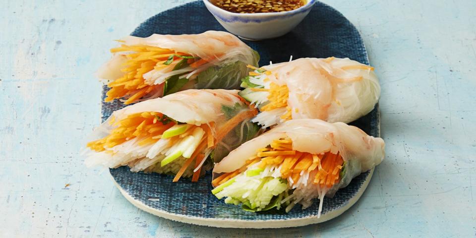 Vietnamese Shrimp and Vegetable Rolls