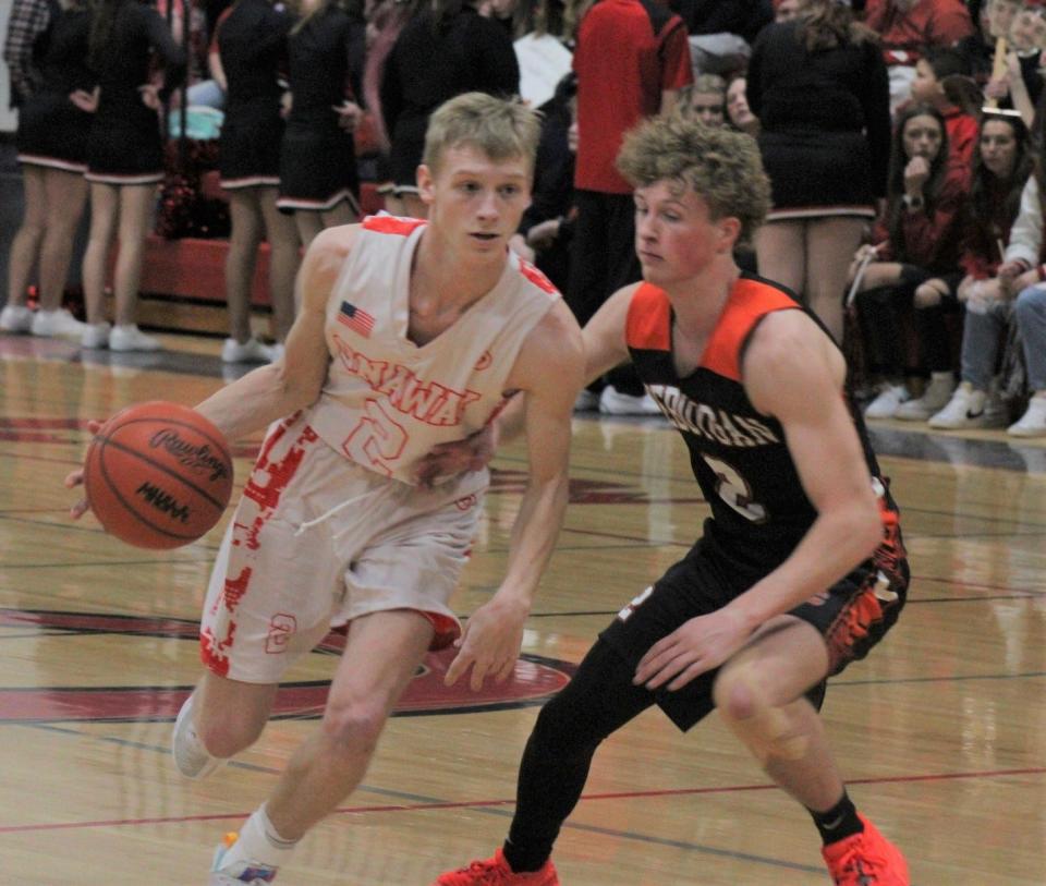 Onaway junior guard Jadin Mix scored 19 points for the Cardinals, who topped Central Lake at home and picked up an eighth straight win on Tuesday night.