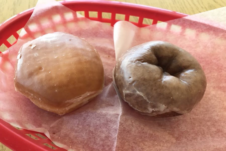 <b>Photo: Jordan S./<a href="https://www.yelp.com/biz_photos/shipley-do-nut-shop-arlington?utm_campaign=400458ba-1ebf-44cf-8771-121ce3cb0611%2C2c850e63-639d-486f-a912-7fc933c5fd26&utm_medium=81024472-a80c-4266-a0e5-a3bf8775daa7" rel="nofollow noopener" target="_blank" data-ylk="slk:Yelp;elm:context_link;itc:0;sec:content-canvas" class="link ">Yelp</a></b>