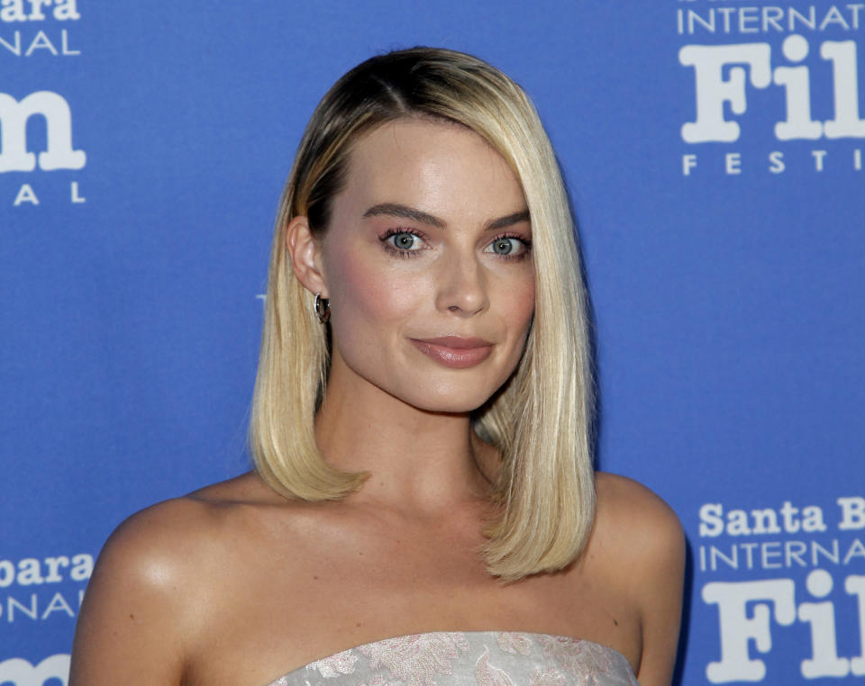 best celebrity bobs margot robbie