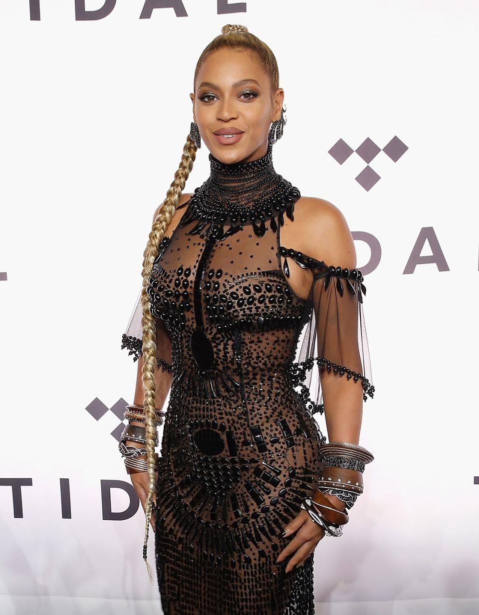 Beyoncé: Foxxy Cleopatra, Goldmember