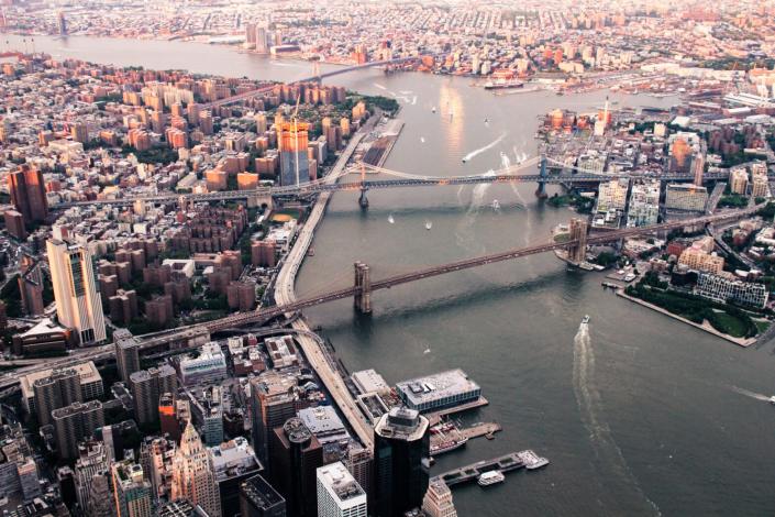 overhead shot of the Brooklyn bridge waterway