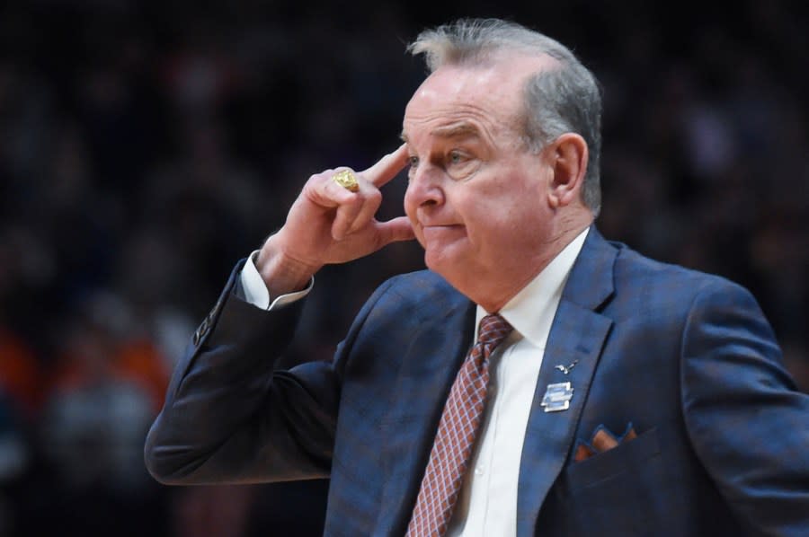 Texas head coach Vic Schaefer gestures to players during the first half of the team’s Elite Eight college basketball game against North Carolina State in the women’s NCAA Tournament, Sunday, March 31, 2024, in Portland, Ore. (AP Photo/Steve Dykes)