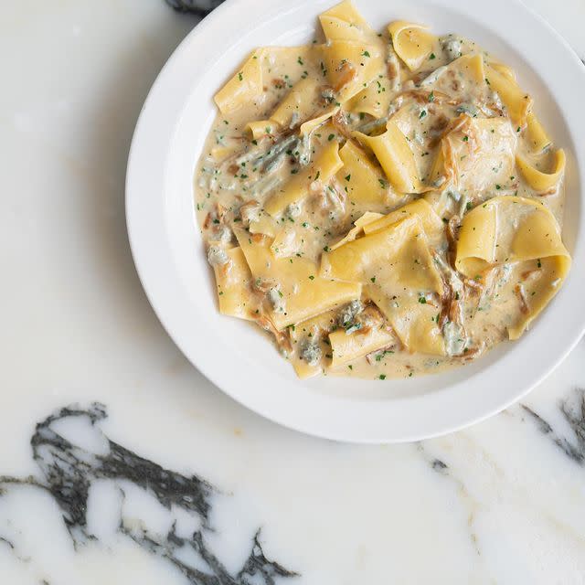 <p>Few things are as objectively delicious as fresh pasta. We all think we can serve up a good game when it comes to pasta dishes, but restaurants such as <a href="https://www.padella.co/" rel="nofollow noopener" target="_blank" data-ylk="slk:Padella;elm:context_link;itc:0;sec:content-canvas" class="link ">Padella</a> prove that no one does it quite like the masters. The restaurant has always remained consistently affordable, and the same goes for its pasta kits, which come in at £14 for two people. One of the pitfalls of Padella were the lengthy queues and the fast turnaround once you had finally made it inside, but Padella's delivery options just give you all the good stuff - great pasta and strong cocktails - without the hassle. We ordered the stracci with gorgonzola and slow-cooked red onion, a gloriously gooey, cheesy and indulgent dish, and the seville orange marmalade negronis, a perfect aperitivo. There is only one dessert option - an unforgettable rich chocolate mousse with salt crystals. Special without being pretentious, Padella doesn't disappoint. </p><p><strong>Delivery radius:</strong> Nationwide</p><p><a href="https://www.instagram.com/p/CLo3tjRlMH9/" rel="nofollow noopener" target="_blank" data-ylk="slk:See the original post on Instagram;elm:context_link;itc:0;sec:content-canvas" class="link ">See the original post on Instagram</a></p>