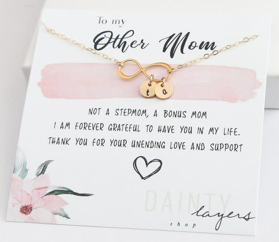 25 Stepmom Gifts For The Bonus Mom In Your Life - This Custom Life