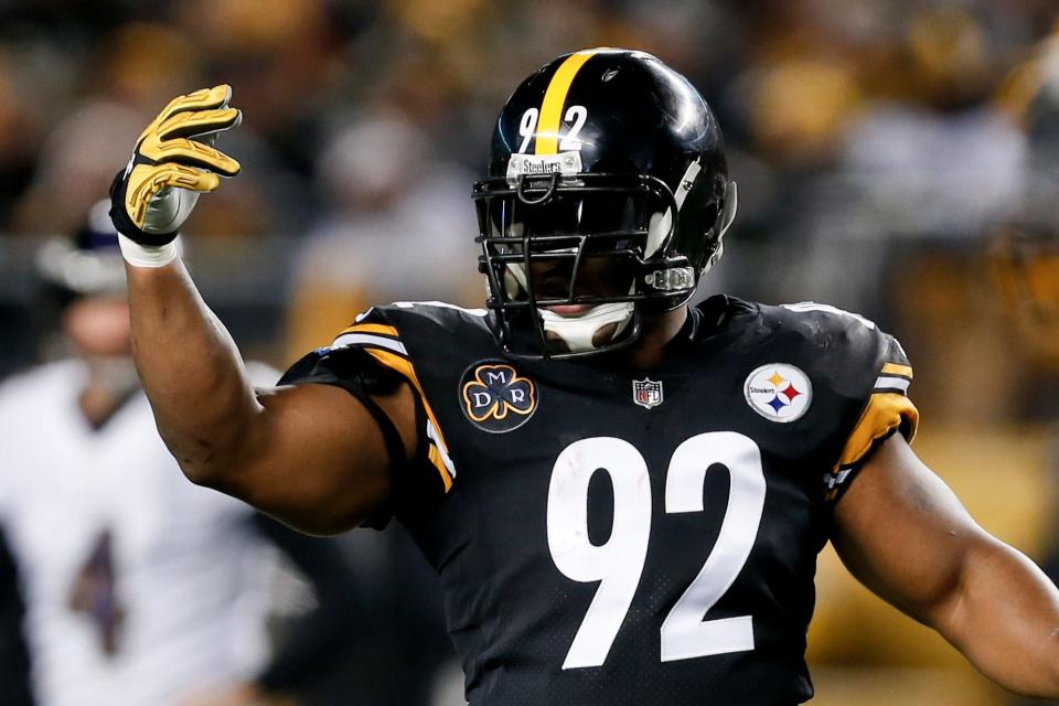 Pittsburgh Steelers outside linebacker James Harrison (92) during a game against the Baltimore Ravens on Dec. 10, 2017, in Pittsburgh.