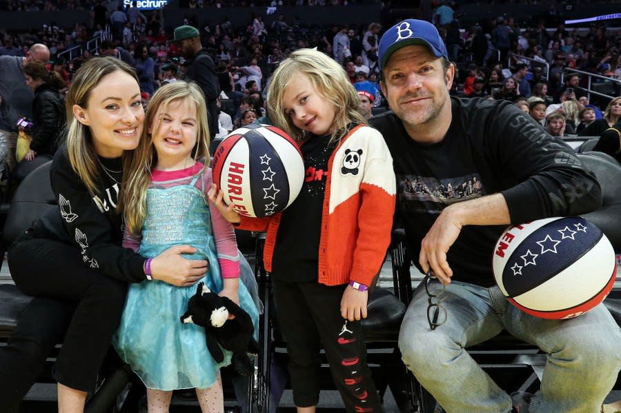 Jason Sudeikis Daughter Made Him Bracelet Ted Lasso Premiere 3