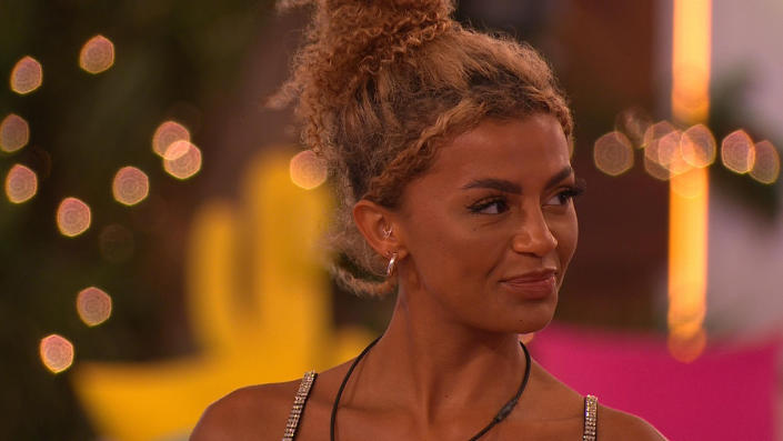 Love Island fans are annoyed that Zara has been dumped. (ITV)