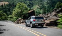 <p>The big news for the Explorer is a unibody platform that adopts a longitudinal-engine, rear-drive layout in place of the previous transverse-engine, front-drive setup; all-wheel drive is optional.</p>