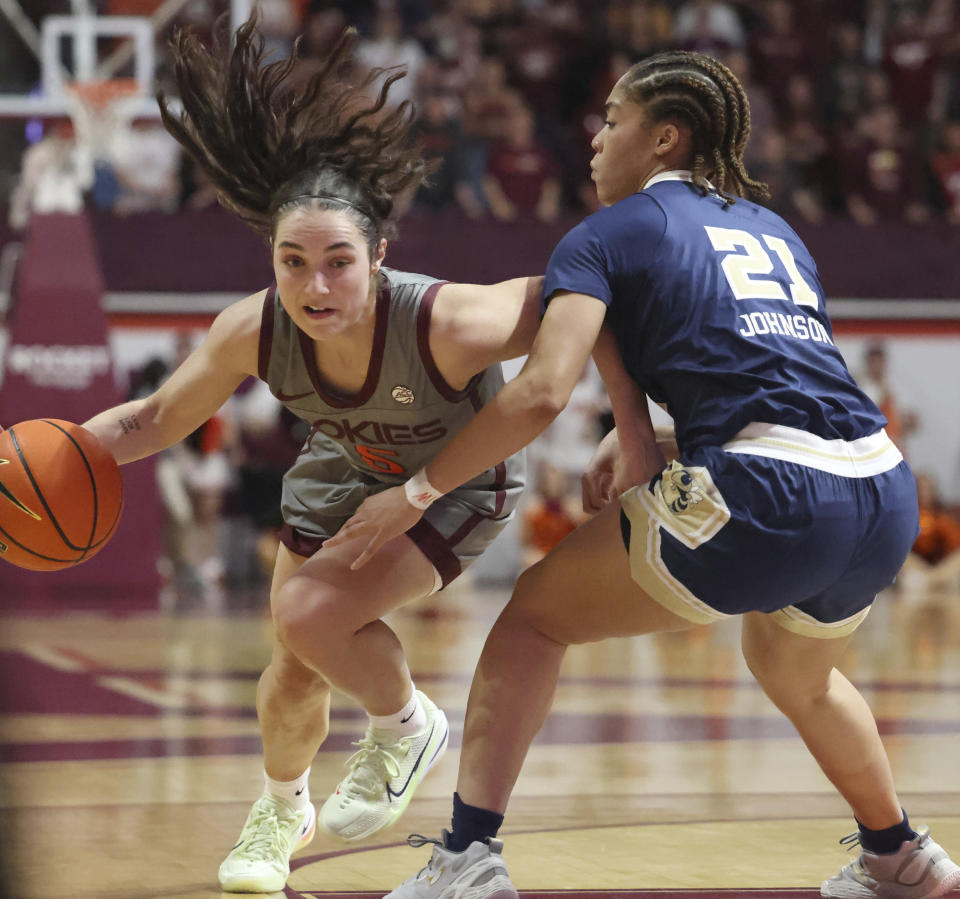 Kitley scored 29 and Amoore secures a double-double as No. 19 Virginia ...