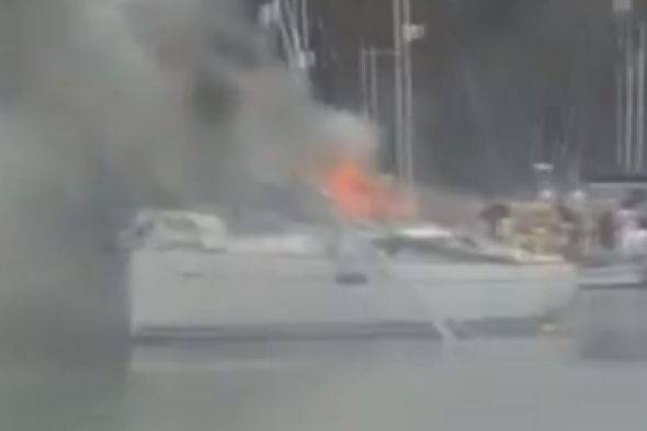 luxury-yacht-fire-hamble-harbour-hampshire-video