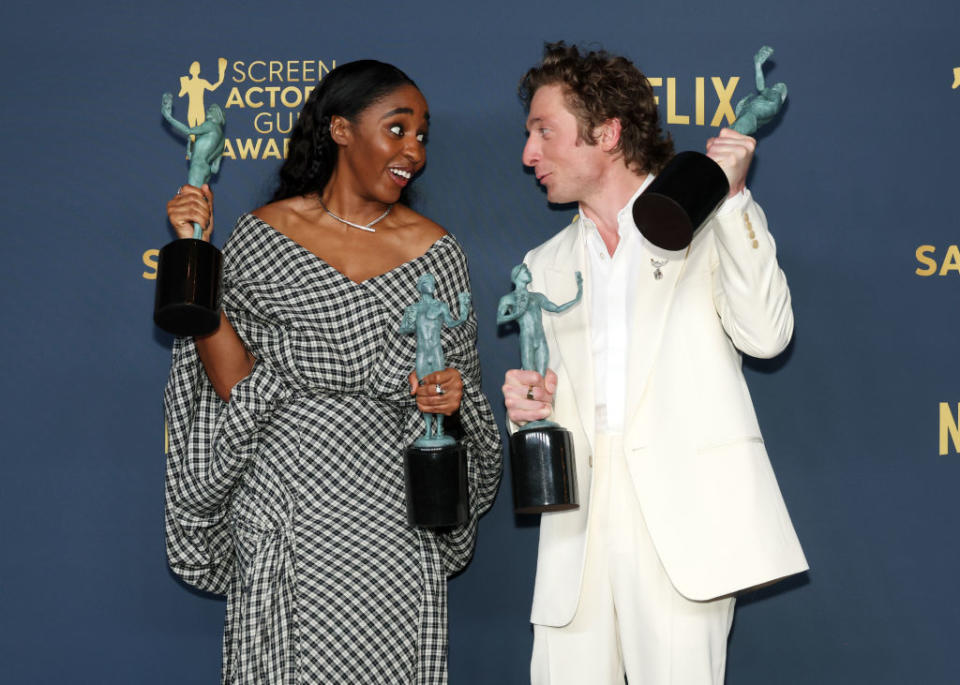 Ayo Edebiri and Jeremy Allen White, winners of the Outstanding Performance by a Female and Male Actor in a Comedy Series for <em>The Bear</em>, posed in the press room during the event.<span class="copyright">Monica Schipper—Getty Images</span>