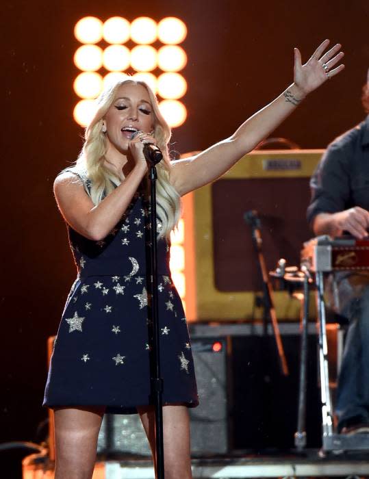 ashley-monroe-cancer-news