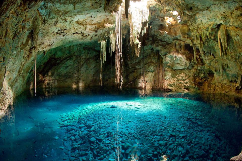 Cenote en México