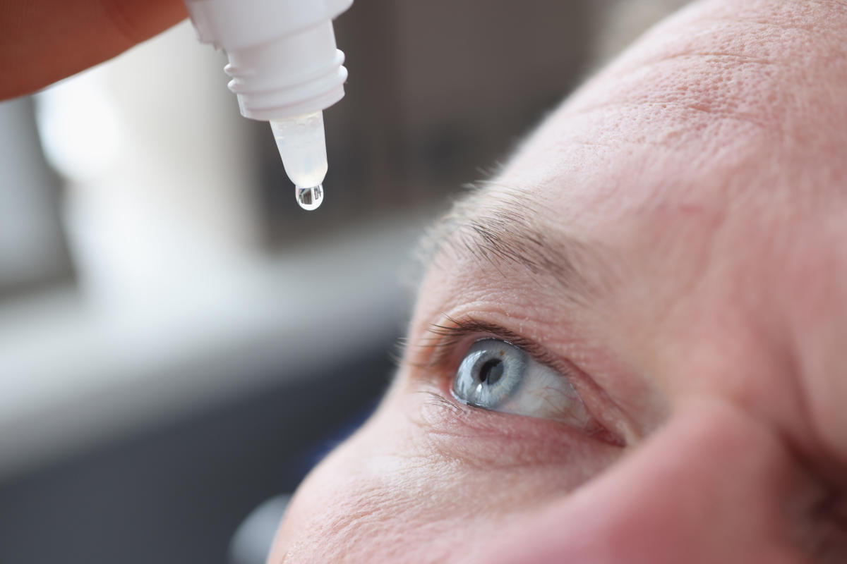 CDC varuje, že značka očních kapek může být spojena se závažnými infekcemi odolnými vůči lékům