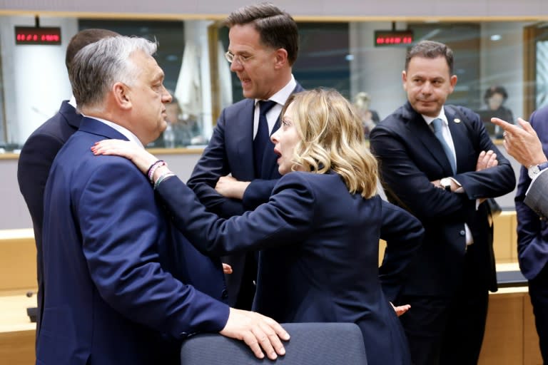 Vor den Verhandlungen über wichtige Personalentscheidungen bei einem EU-Gipfel kommende Woche reist Ungarns rechtspopulistischer Regierungschef Viktor Orban am Montag zu Gesprächen mit der ultrarechten italienischen Ministerpräsidentin Giorgia Meloni nach Rom. (Ludovic MARIN)