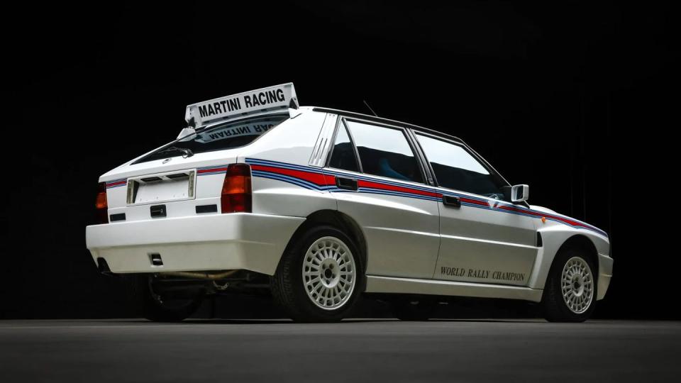 1992 lancia delta integrale martini 6 evoluzione rear