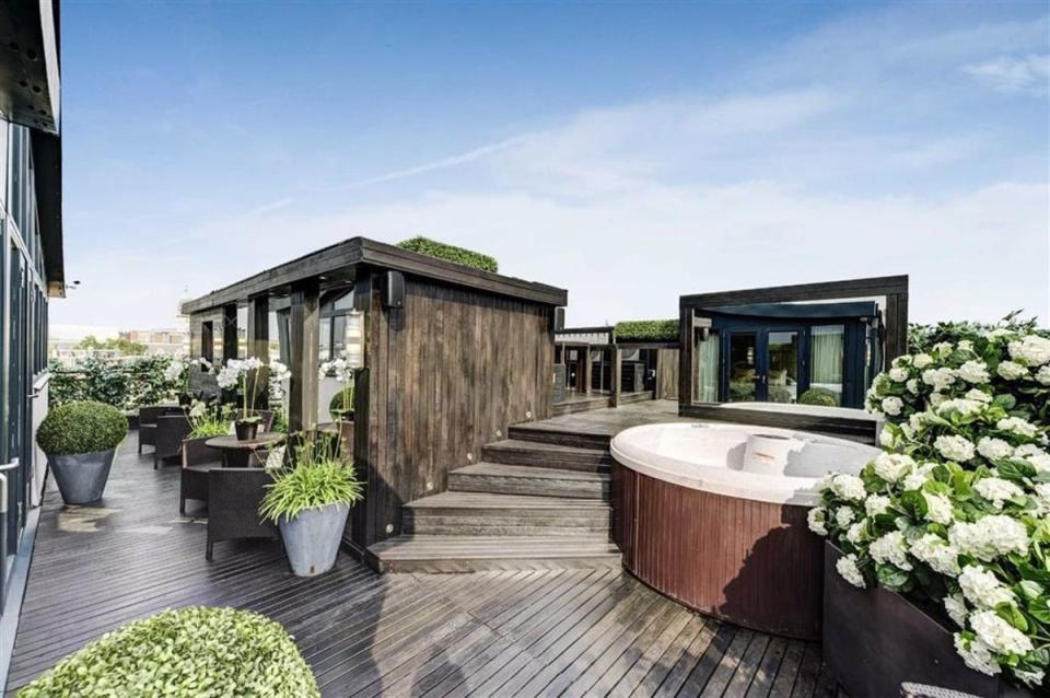 Harrington Road, SW7 (Penthouse for sale in Kensington)