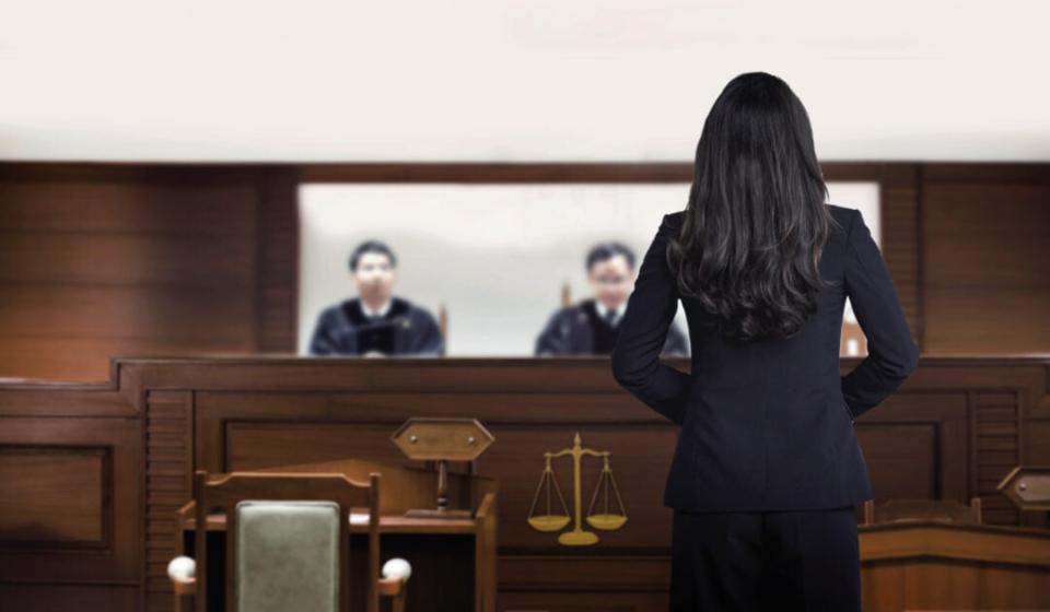 Singapore court woman lawyers