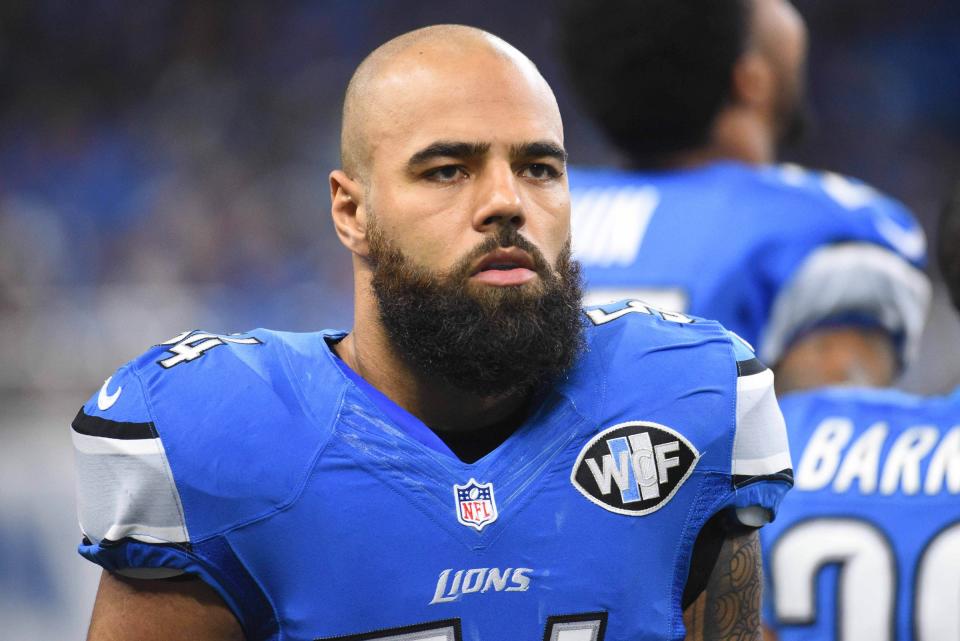 Lions linebacker DeAndre Levy looks on during the first quarter against the Bears on Dec. 11, 2016 at Ford Field.