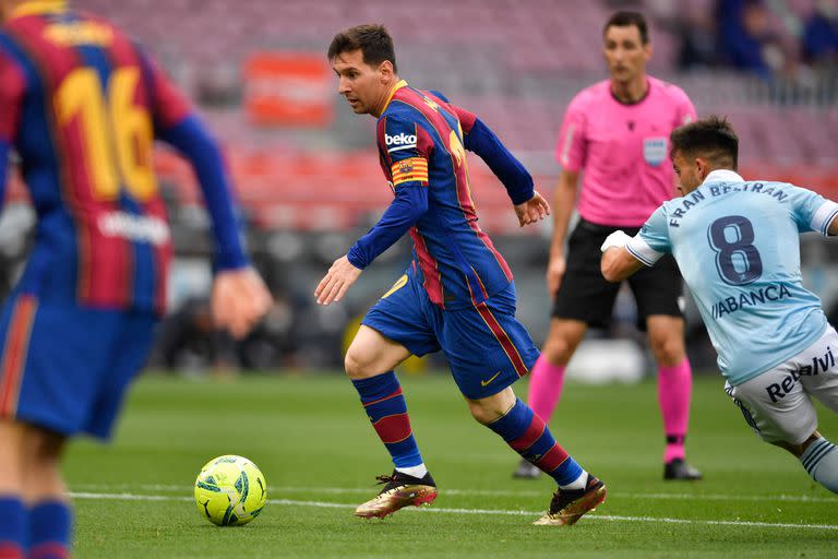 Lionel Messi, en un partido ante Celta, del campeonato pasado. El argentino renovará su contrato con Barcelona.