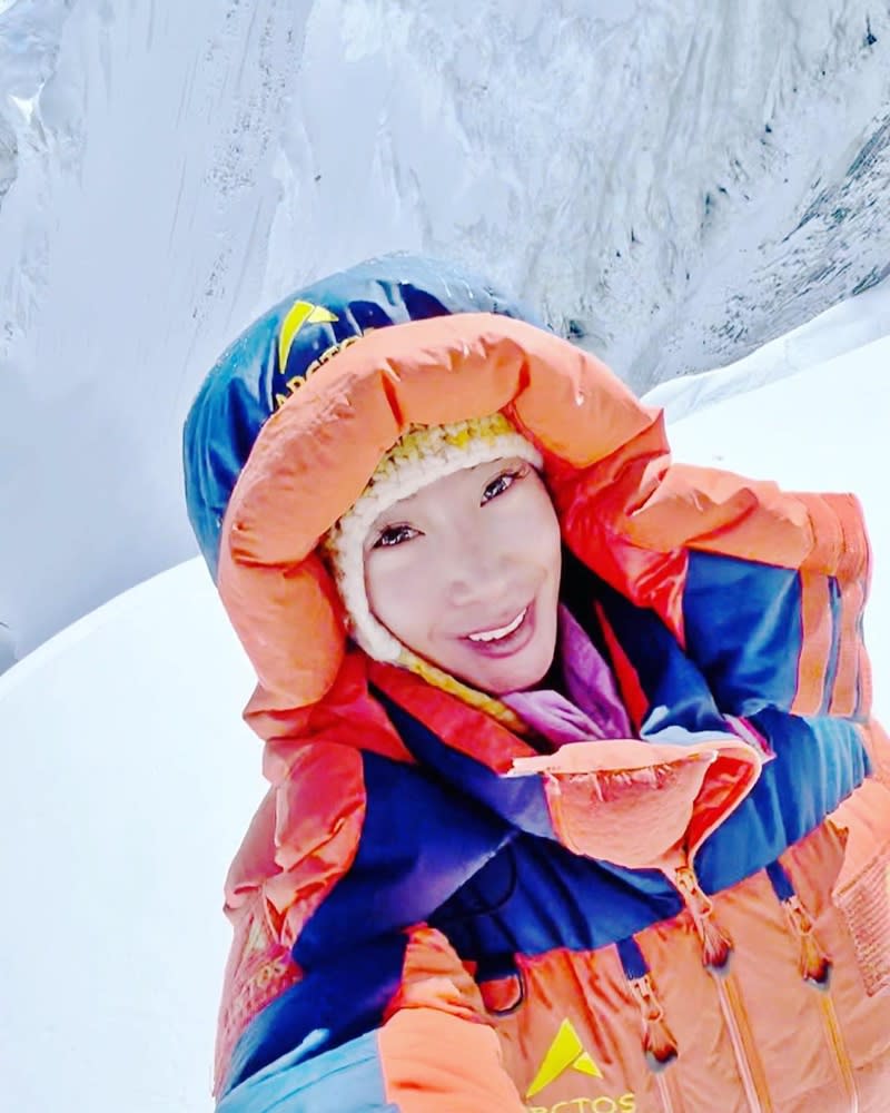 曾格爾登頂世界第5高峰　完成尼泊爾所有8000公尺山峰。圖片取自FB@曾格爾