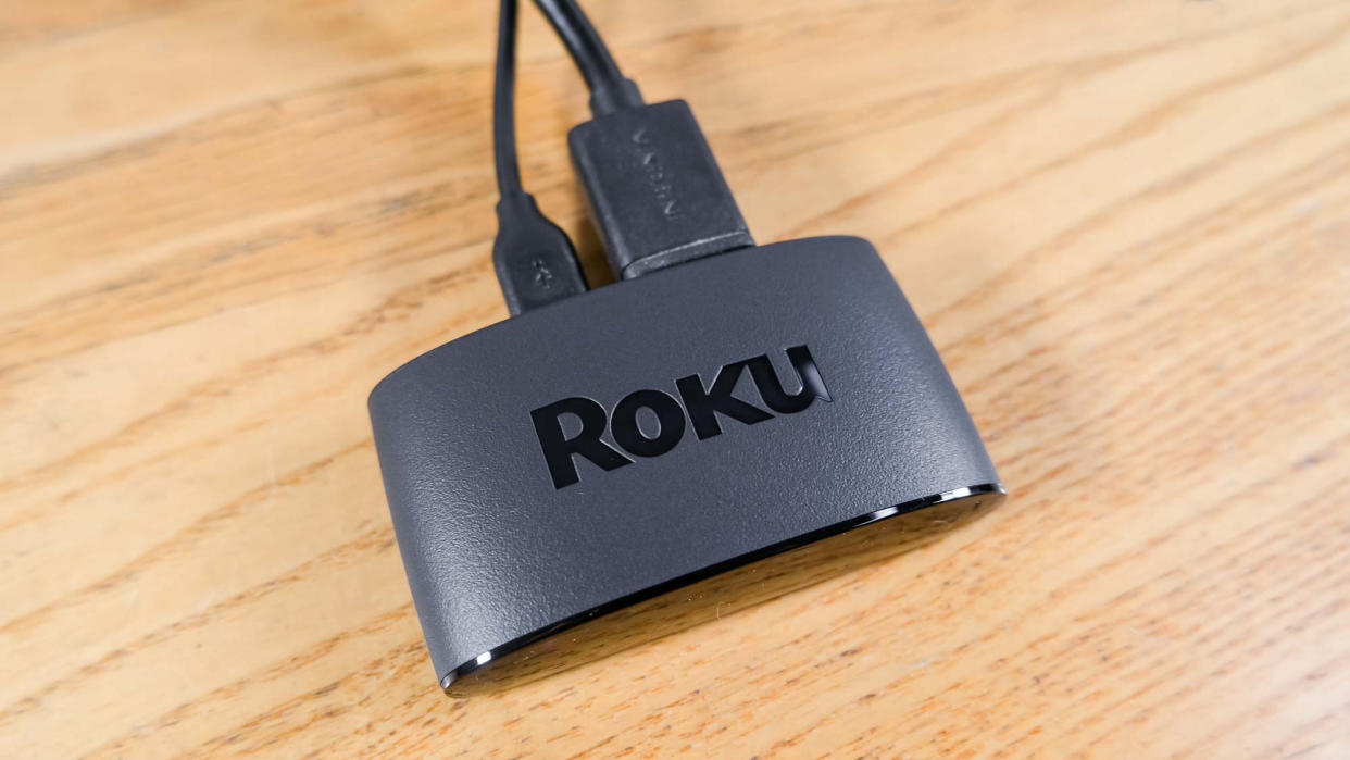  the Roku Express (2022) at an angle 