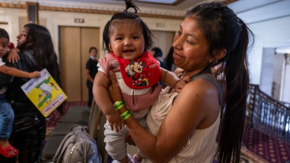 Leidi Caeza left Ecuador with her baby, Mia, to escape the threat of violence. - Evelio Contreras/CNN