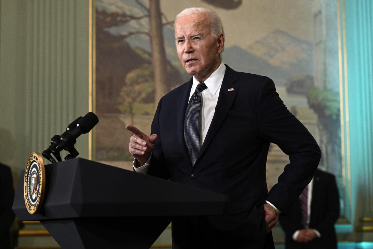 Joe Biden s’exprime lors d’une conférence de presse après avoir rencontré le président chinois Xi Jinping à Woodside, en Californie, le 15 novembre 2023.