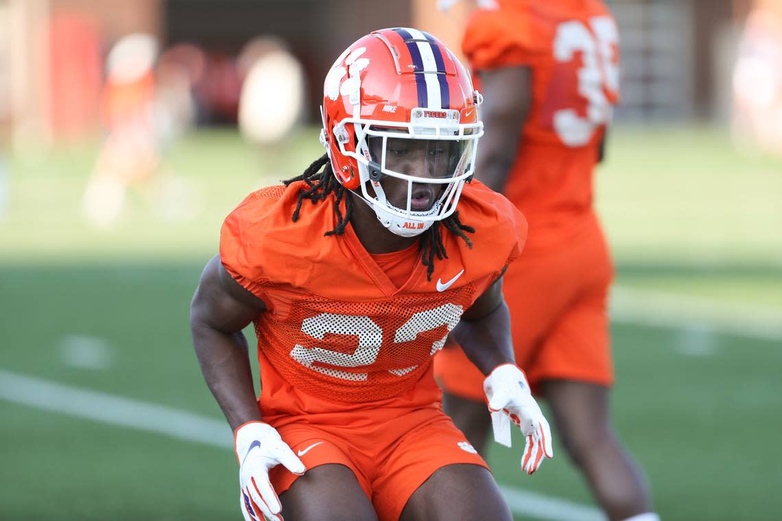 Clemson football’s Toriano Pride at spring practice March 2, 2022.
