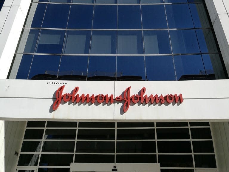 GettyImages 1269284050 Building of the company Johnson and Johnson in the Juan Carlos I Business Park in Madrid, it is an American multinational of medical, pharmaceutical and perfumery products, Spain. (Photo by Cristina Arias/Cover/Getty Images)