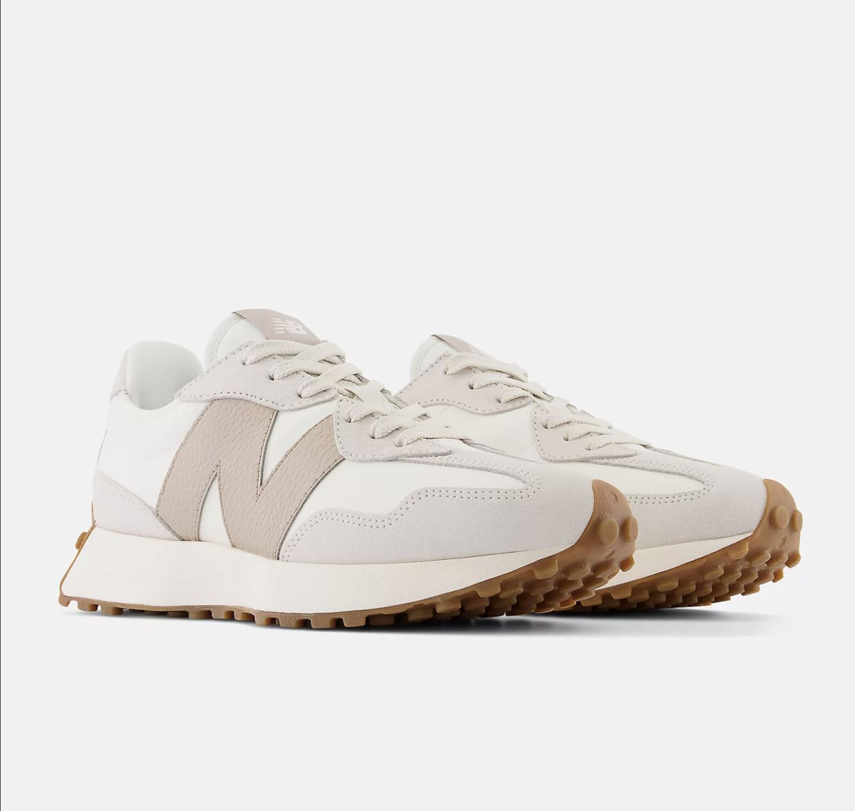 <p><a href="https://go.redirectingat.com?id=74968X1596630&url=https%3A%2F%2Fwww.newbalance.com%2Fpd%2F327%2FU327V1-44548.html&sref=https%3A%2F%2Fwww.countryliving.com%2Fshopping%2Fgifts%2Fg44654436%2Ftop-christmas-gift-ideas%2F" rel="nofollow noopener" target="_blank" data-ylk="slk:Shop Now;elm:context_link;itc:0;sec:content-canvas" class="link rapid-noclick-resp">Shop Now</a></p><p>Select size</p><p>newbalance.com</p><p>$99.99</p><span class="copyright">New Balance </span>