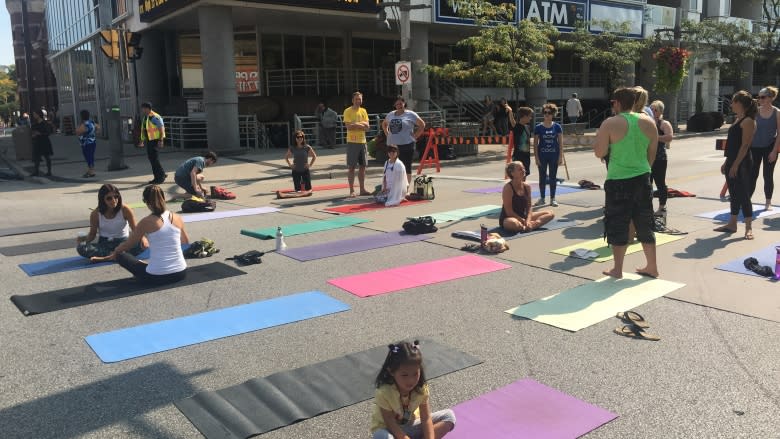 'It's kind of a game changer': People run, bike and dance through Open Streets Windsor