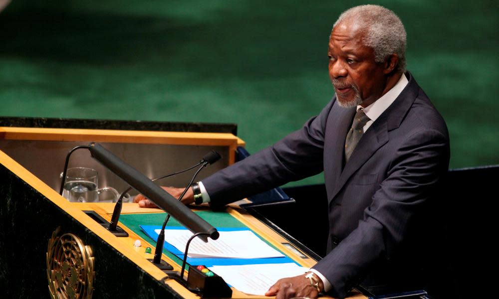 Kofi Annan addresses the UN general assembly in New York