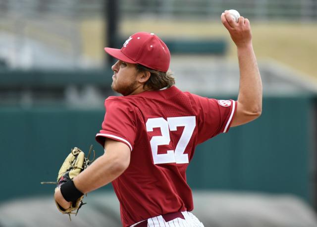 Alabama Baseball Loses In 11 Innings - Roll 'Bama Roll