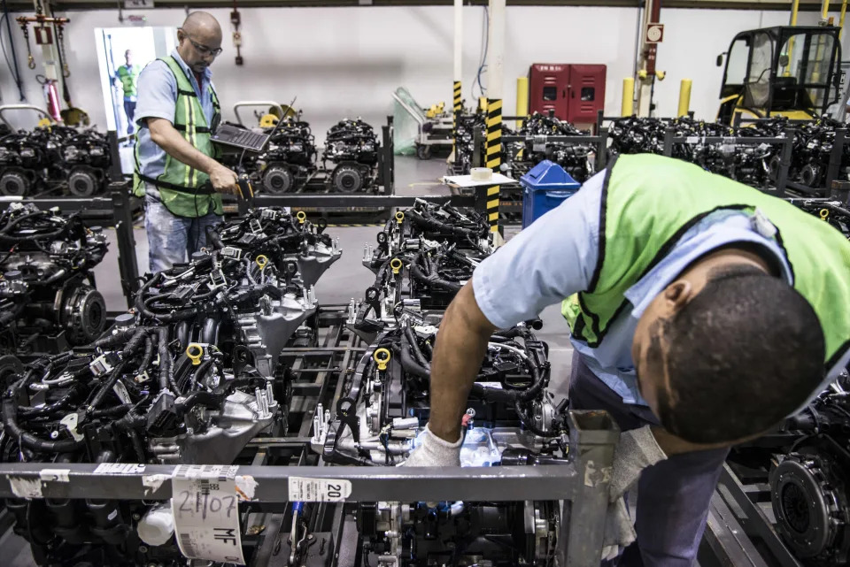 Employees check on quality control and inspection at FORD Engines plant in Cama&#xe7;ari, State of Bahia, Brazil on Monday, July 27th, 2015 (Photo by Paulo Fridman/Corbis via Getty Images)