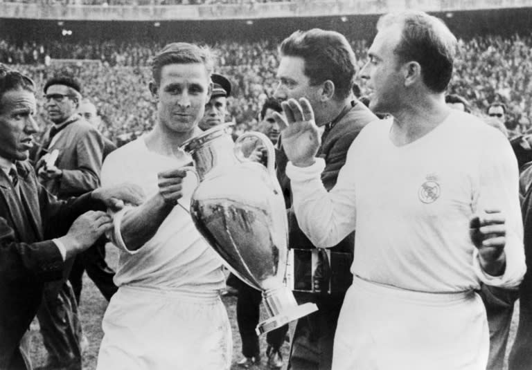 Raymond Kopa (left) played alongside Alfredo di Stefano and Ferenc Puskas in the great Real Madrid sides of the 1950s