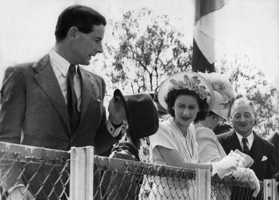 Margaret with her father's equerry Peter Townsend in South Africa in 1947. 