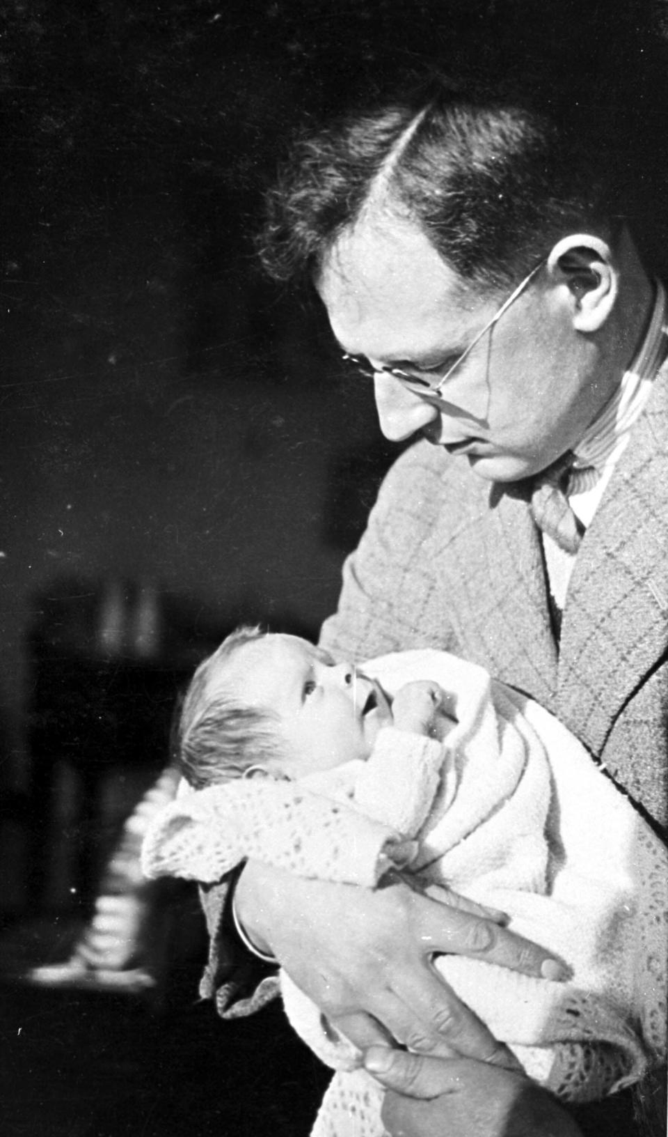 Stephen Hawking as a baby with his father Dr Frank Hawking