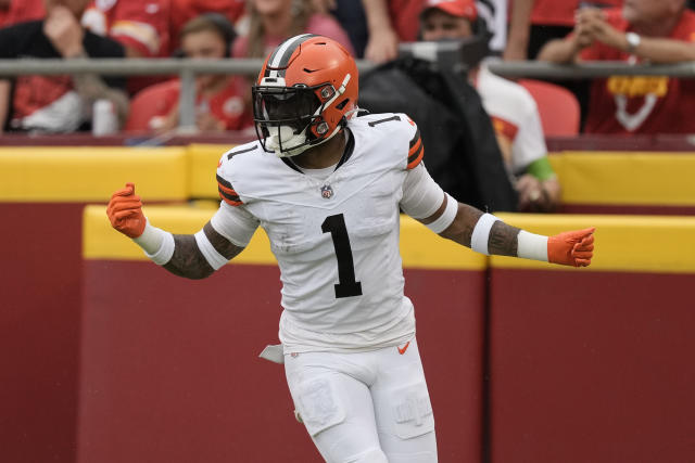 Deshaun Watson leads the Browns to a pair of TDs in a 33-32