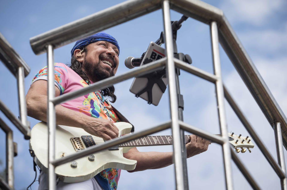*ARQUIVO* S&#xc3;O PAULO, SP, 29.02.2020:  O cantor Bell Marques se apresenta com seu bloco na regi&#xe3;o do Ibirapuera no Carnaval de rua de 2020. (Foto: Eduardo Knapp/Folhapress)
