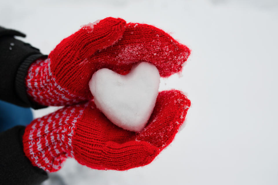 Your holiday shopping can make a difference. Here's how. (Photo: timonko via Getty Images)