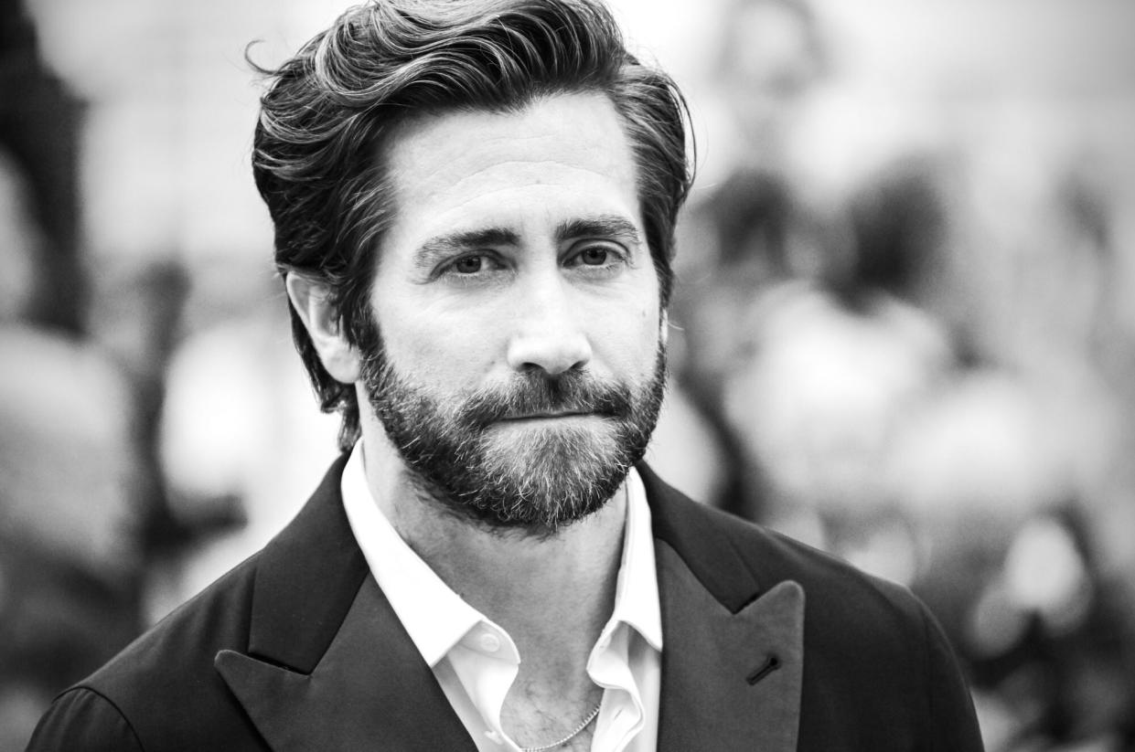 Jake Gyllenhaal black and white