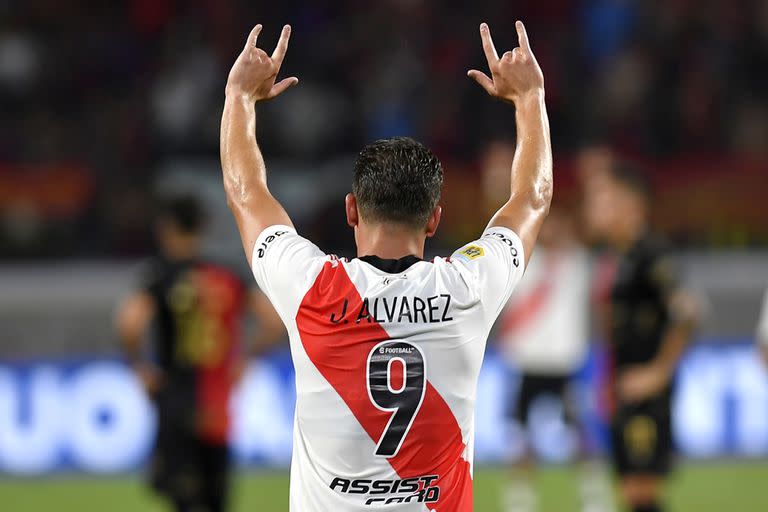 Julián Álvarez parece transitar sus últimos momentos en River