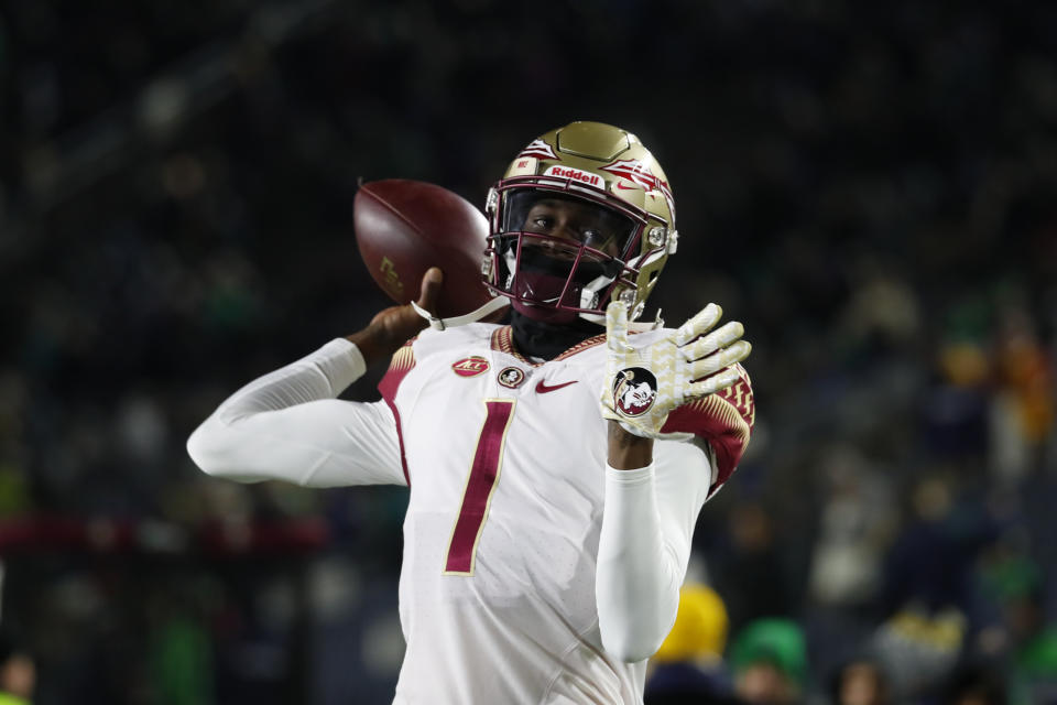 Florida State quarterback James Blackman throws before an NCAA college football game against Notre Dame in South Bend, Ind.,Saturday, Nov. 10, 2018. (AP Photo/Paul Sancya)